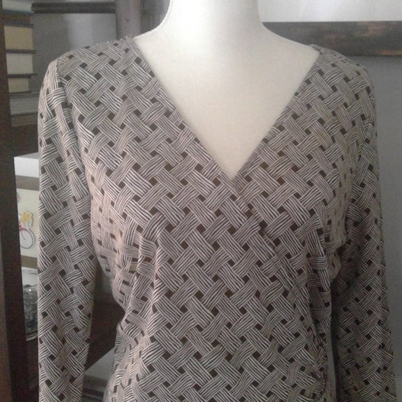 Plus Size Ann Taylor Loft Faux Wrap Black and White Weave Pattern Dress Size 14 - Picture 2 of 15